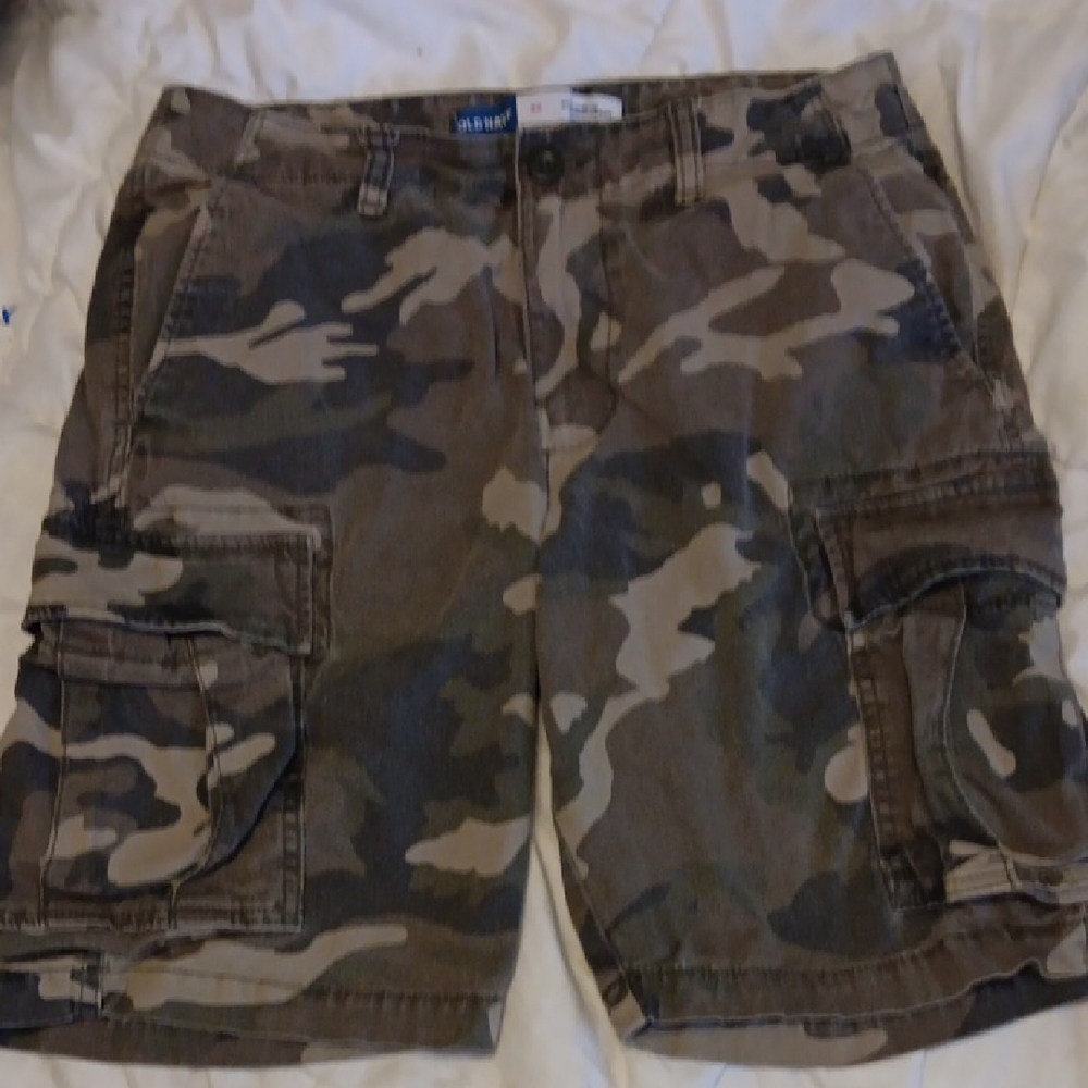 Old Navy Men's Camouflage Cargo Shorts